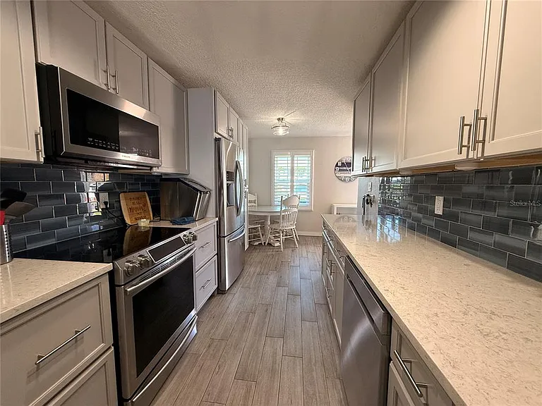4942 Coquina Key Dr SE — Photo 2