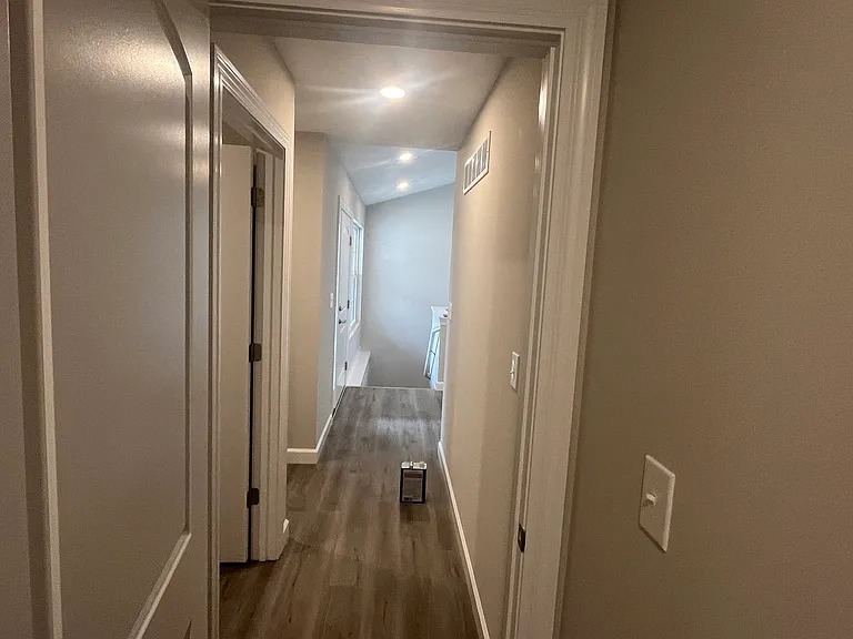 10720 Trenton Ln — Photo 6
