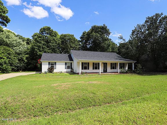 3rd image of 857 Coronet Drive
