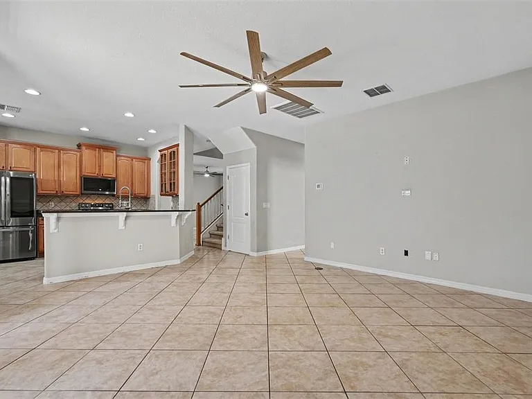 301 Fern Gulley Dr — Photo 8