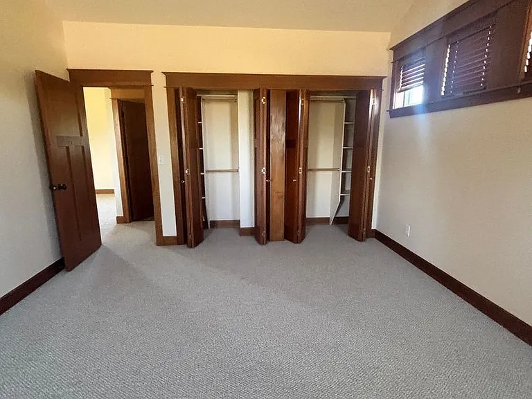 135 Emrie Ln — Photo 40