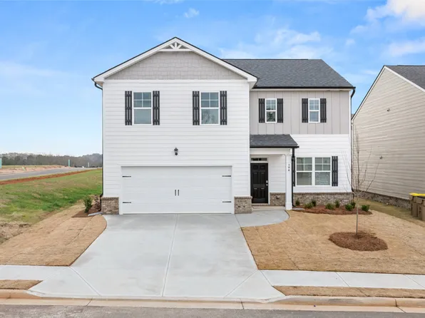 214 Storm Ln, Hoschton, GA 30548