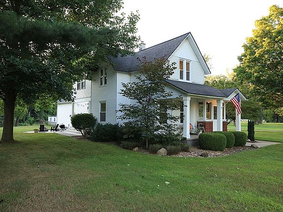 4th image of 4418 64th St