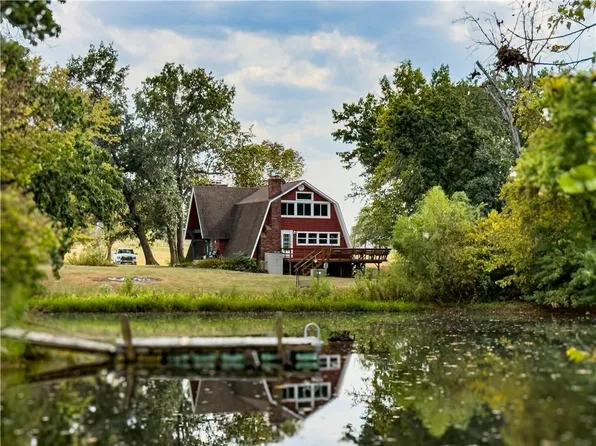 1017 Ne 250 Road, Knob Noster, MO 65336