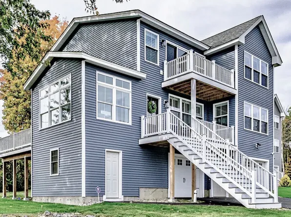 4 Topsail Way, Wells, ME 04090
