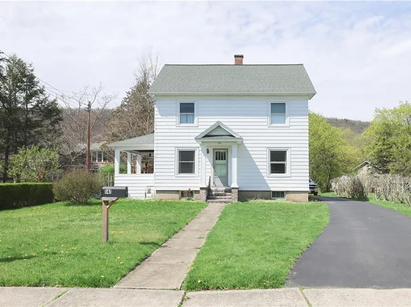 141 Oakwood Ave, Elmira Heights, NY 14903