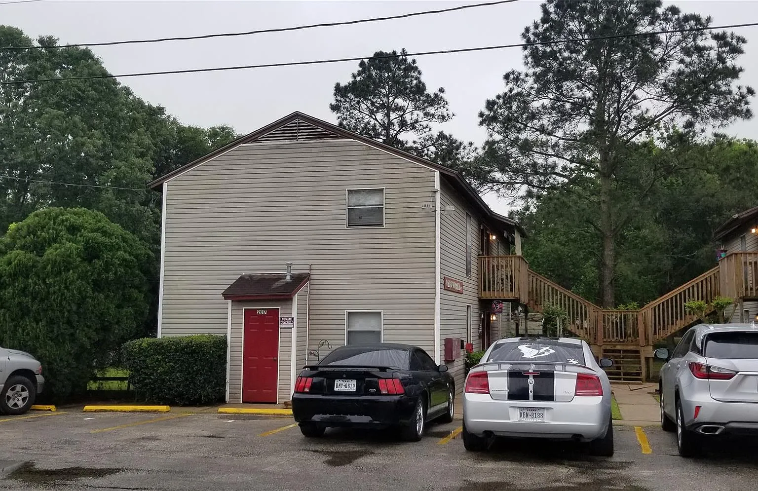 1 bed, 1.5 bath, 507 sqft, $775 — Photo 2