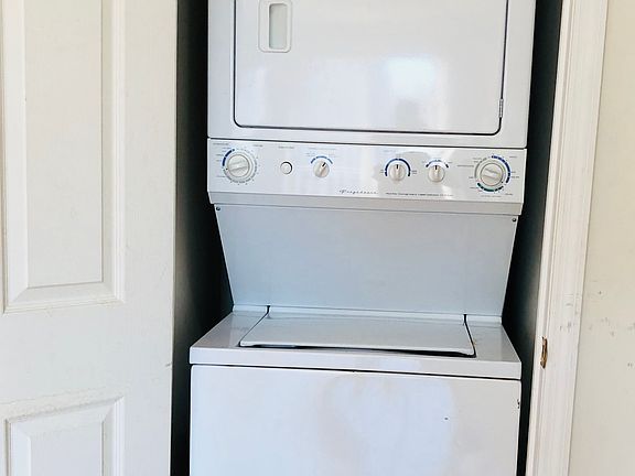 4th image of 82-15 Queens Blvd #5A