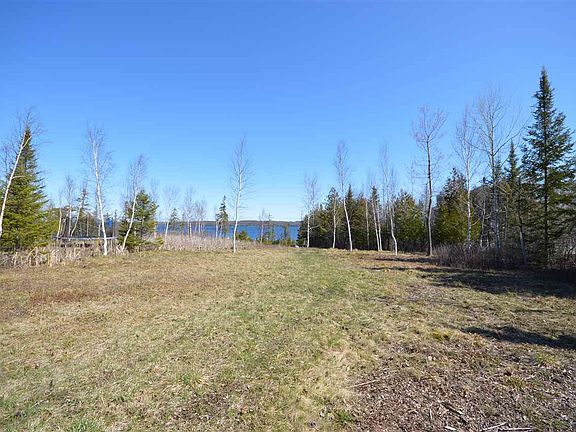 5th image of 00 Pine Lake St