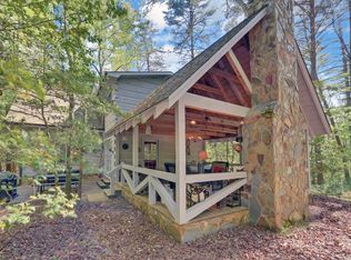 45 N Holly Ter, Blue Ridge, GA 30513