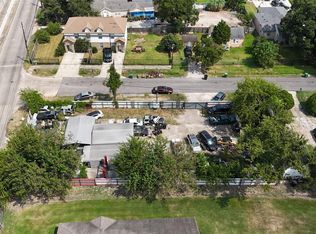 10022 E Hardy Rd, Houston, TX 77093