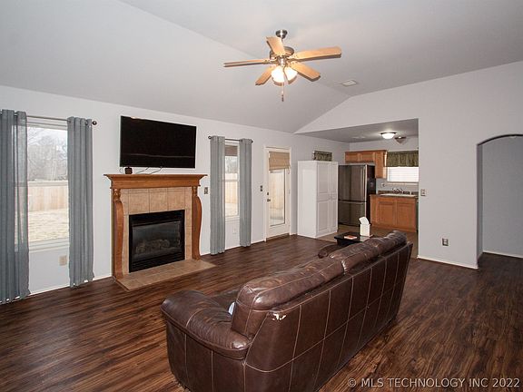 2nd image of 4240 S 202nd East Ave