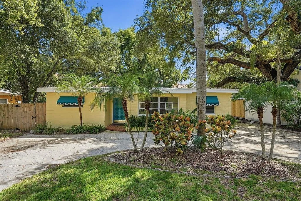 3 bed, 2.0 bath, 1188 sqft, $2,550 — Photo 4