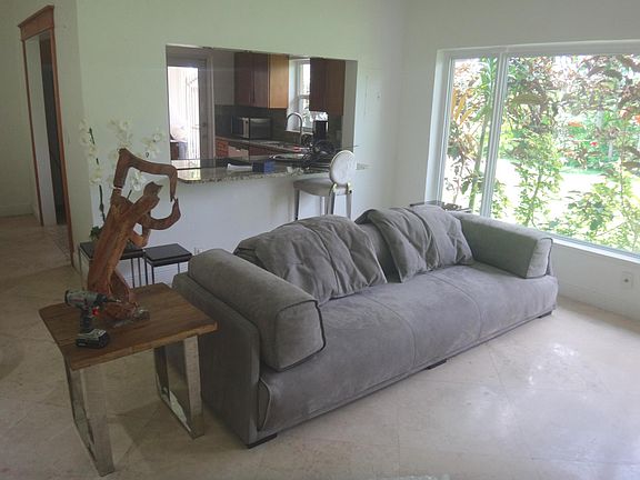 3rd image of 333 Malaga Ave