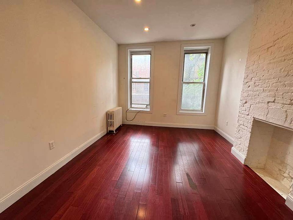 1st image of 106 Charles St APT 2