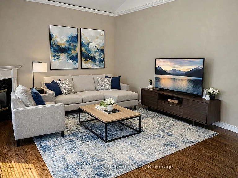 15 Magenta St — Photo 4