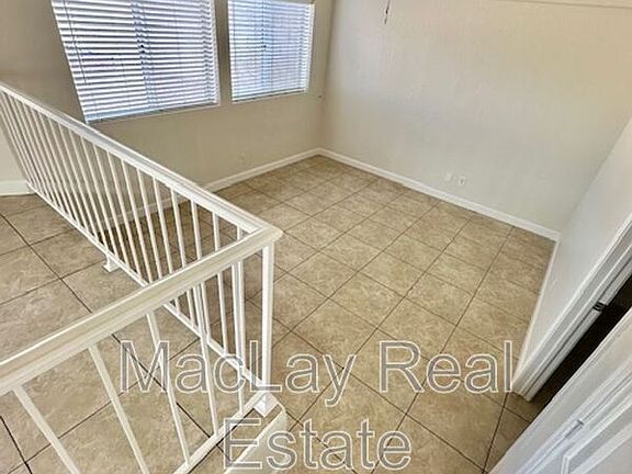 3rd image of 1704 S 39th St Unit 16