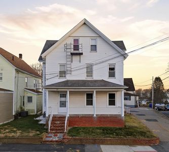 68 Oak St, Taunton, MA, 02780