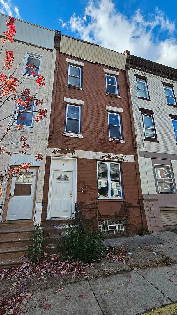 2526 N 19th St photo 1
