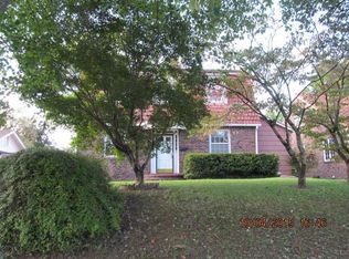 2025 NE Fairmont Blvd, Knoxville, TN 37917