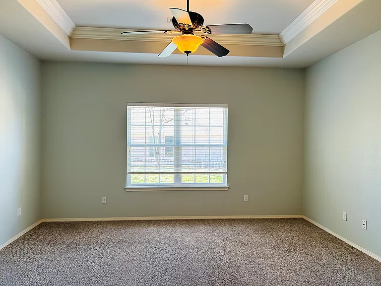 15 Mills Dr — Photo 18