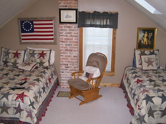 "bunk room"