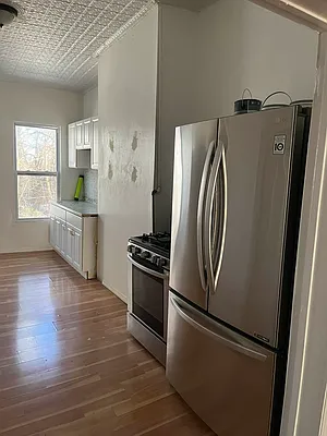 Rented by Omega Realty of Greenpoint | media 14