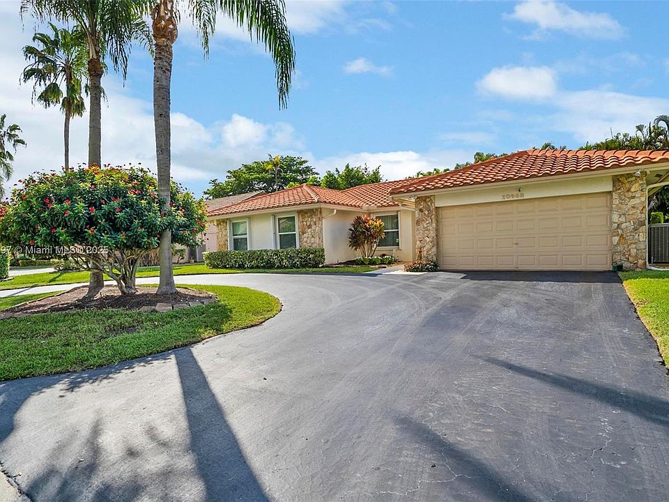 1st image of 10968 NW 13th Ct