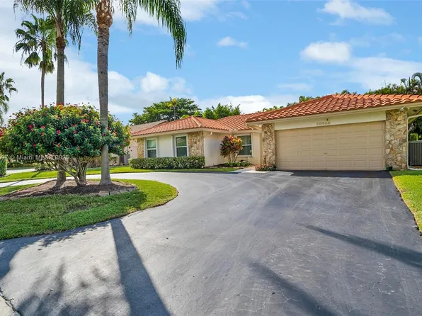 10968 NW 13th Ct, Coral Springs, FL 33071