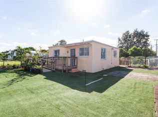 1000 Superior St, Opa Locka, FL 33054