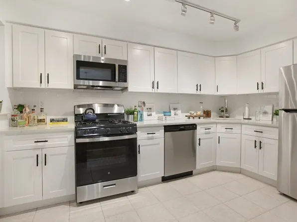 98 Clifton Place image 3 of 15