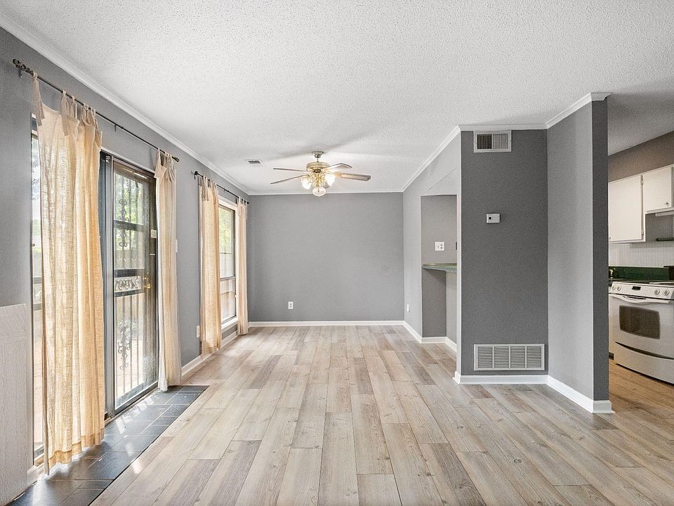 1st image of 3983A Grahamdale Cir #3983A