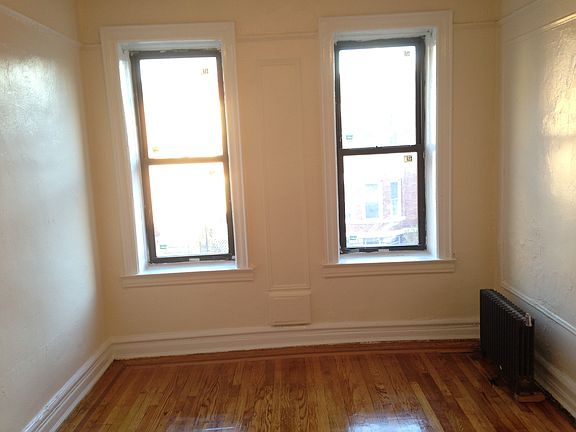 4th image of 2114 Caton Ave APT 2A