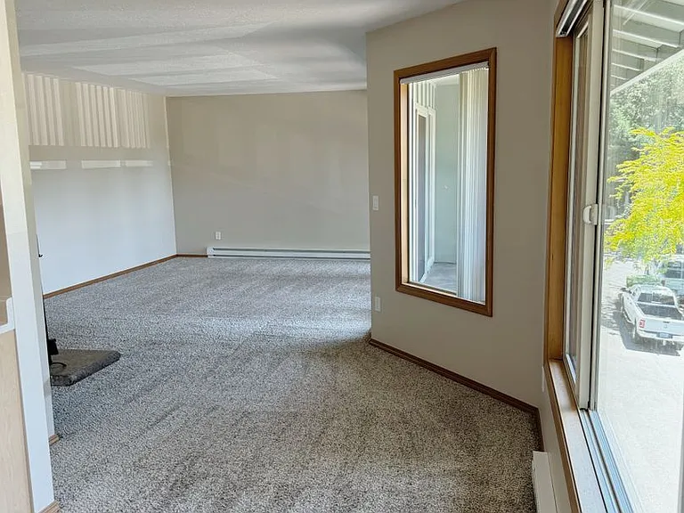 Roxclif Apartments — Photo 21