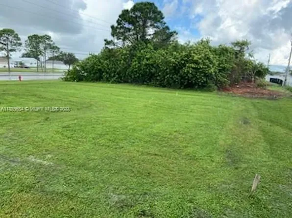 298 SW Kestor Dr, Port Saint Lucie, FL 34953