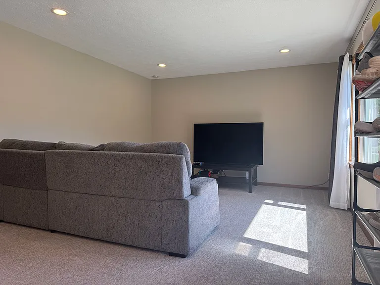1604 Pelton Ave — Photo 6