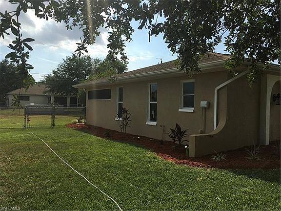 2nd image of 126 NE 10th Pl