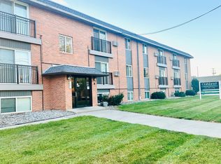 Oakland Apartments, Fargo, ND 58103