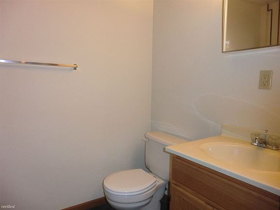 524 a half bath