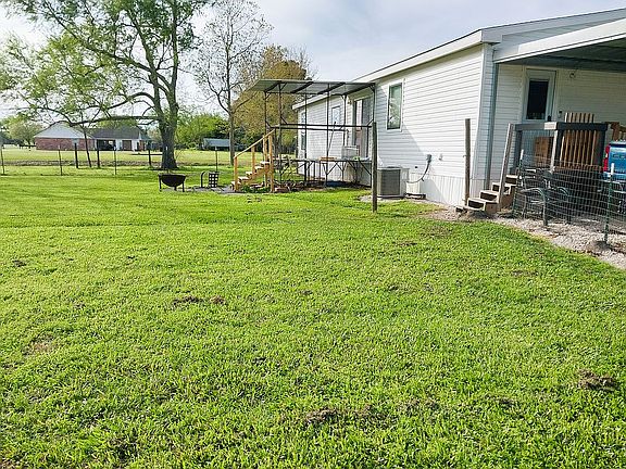 4th image of 2602 Vida Shaw Rd