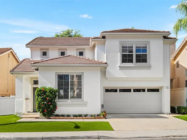 7 Calle De Luna, Rancho Santa Margarita, CA 92688