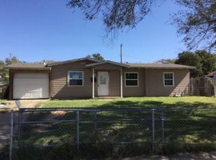 2412 Oak Dr, Amarillo, TX 79107