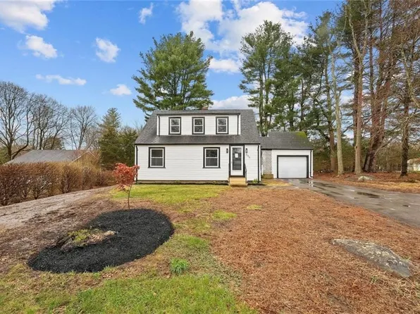 895 Oakhill Ave, Attleboro, MA 02703