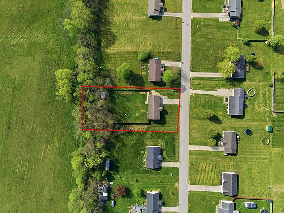 3rd image of 267 Shelton Way