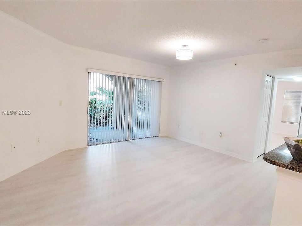 1st image of 2457 Centergate Dr APT 108