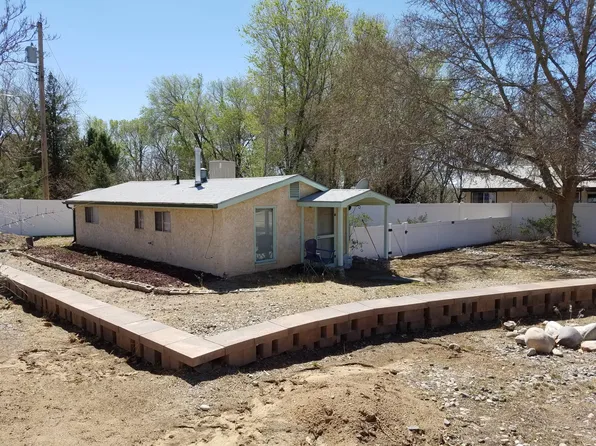 926 N Gladeview Dr, Farmington, NM 87401