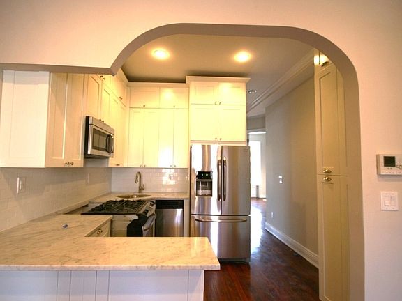2nd image of 386 Greene Ave APT 2