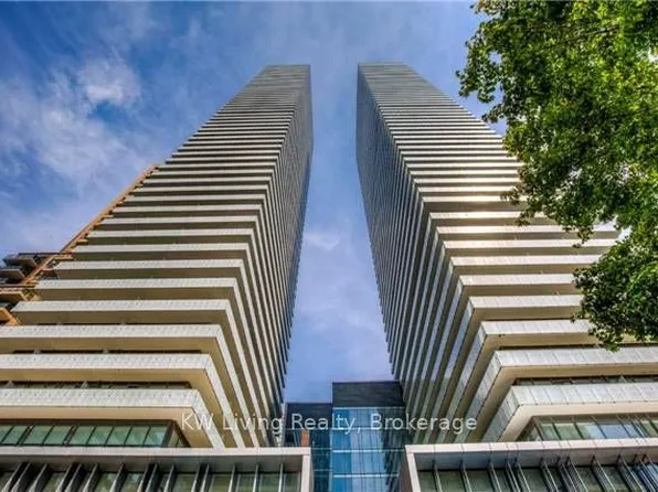 50 Charles St E, Toronto, ON