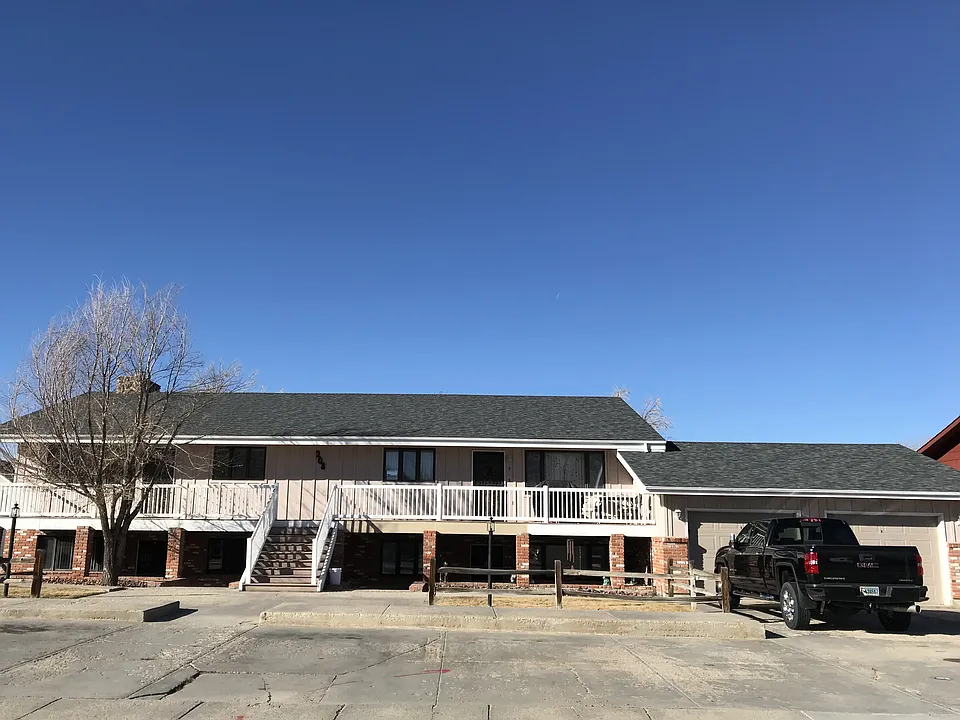 208 Indian Paintbrush St #3