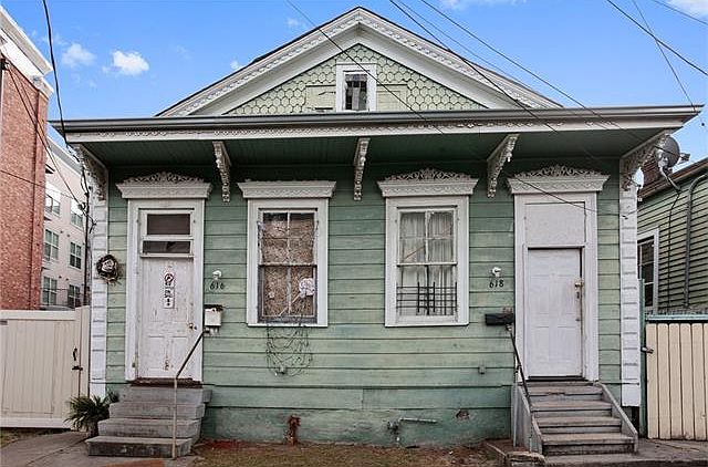 1st image of 616 S Lopez St